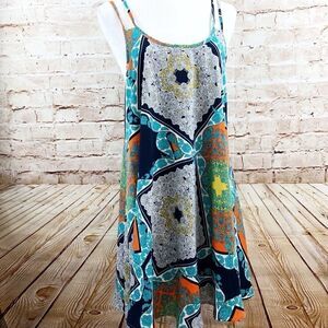 dina be Francesca’s strappy shift dress